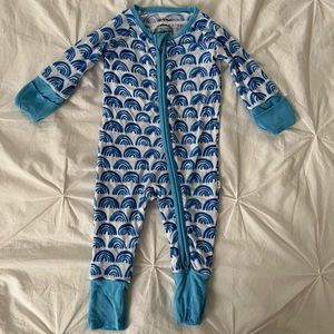 Little sleepies zippy newborn size